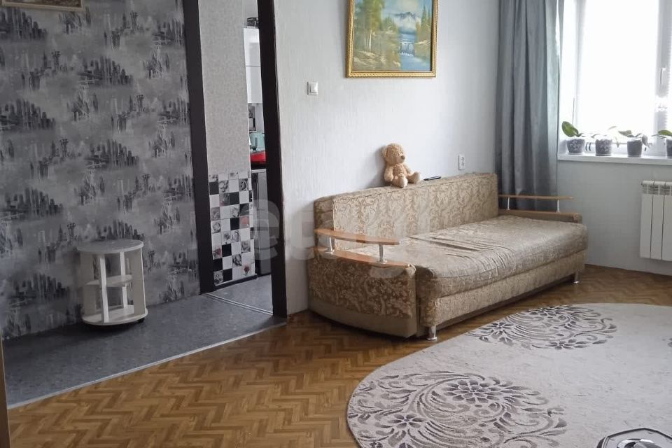 Продаётся 3-комнатная квартира, 57.9 м²