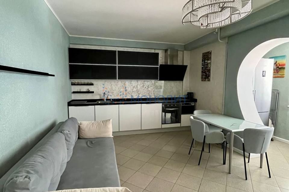 Продаётся 2-комнатная квартира, 80.3 м²