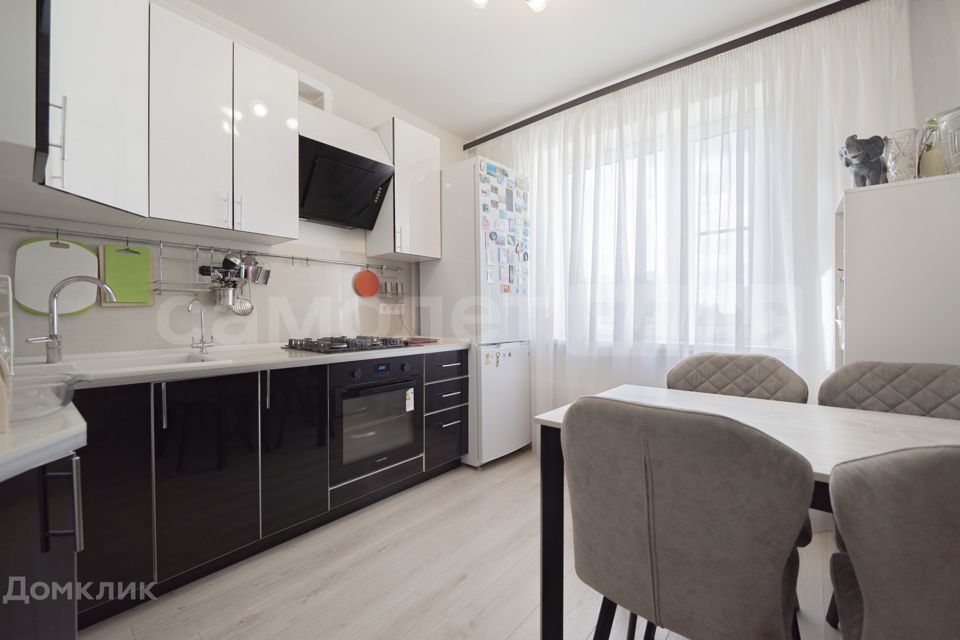 Продаётся 3-комнатная квартира, 61.9 м²