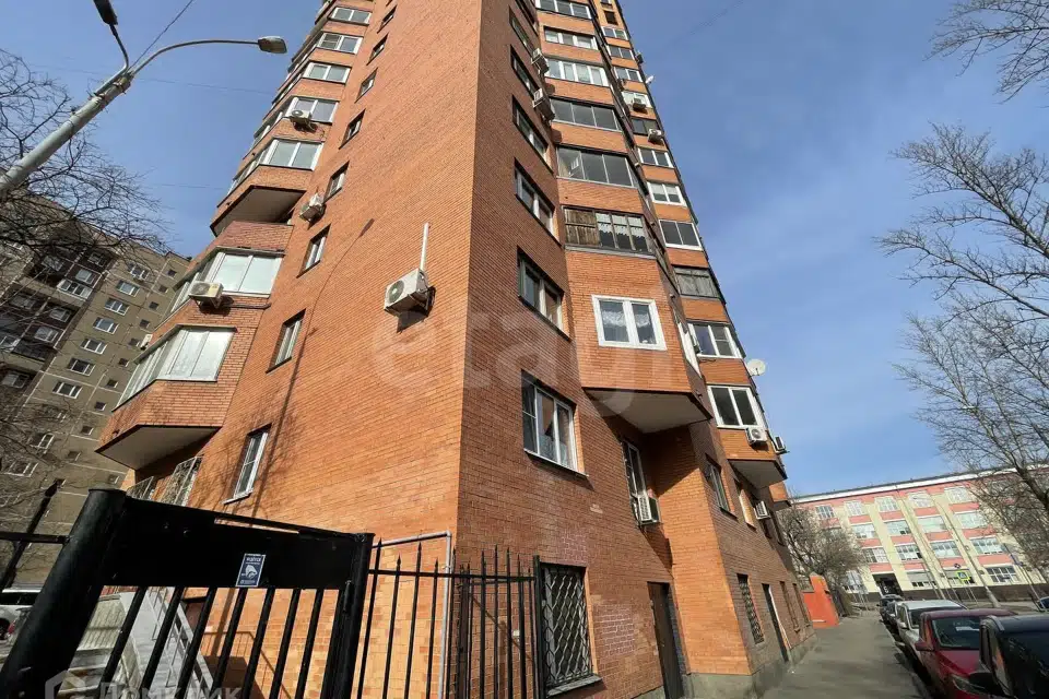 Продаётся 3-комнатная квартира, 76.1 м²