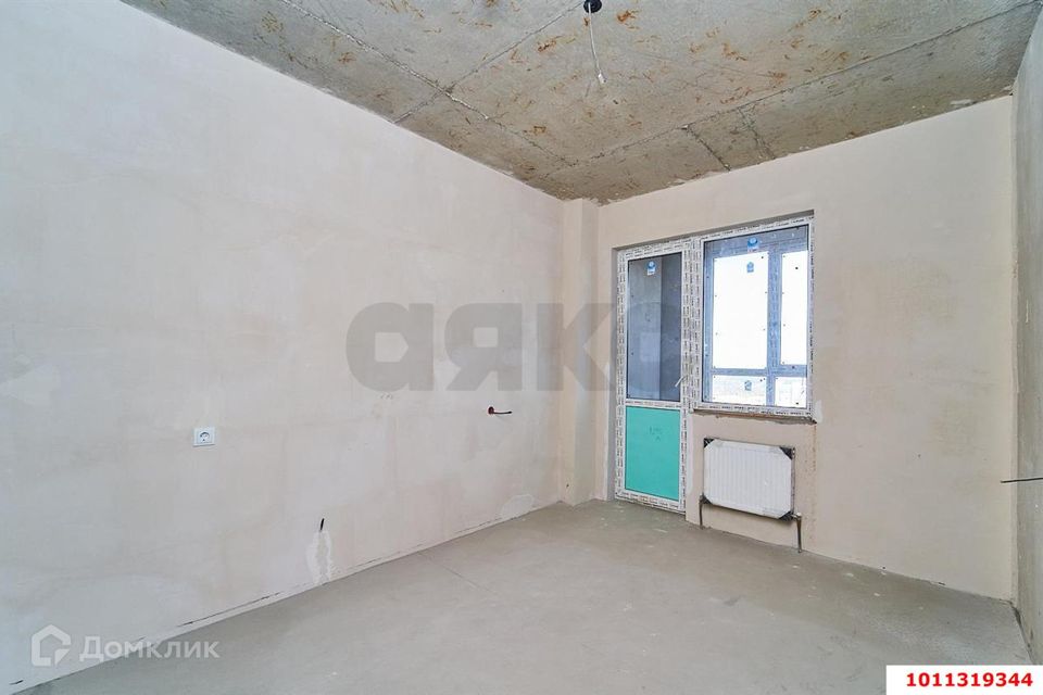 Продаётся 1-комнатная квартира, 43.7 м²