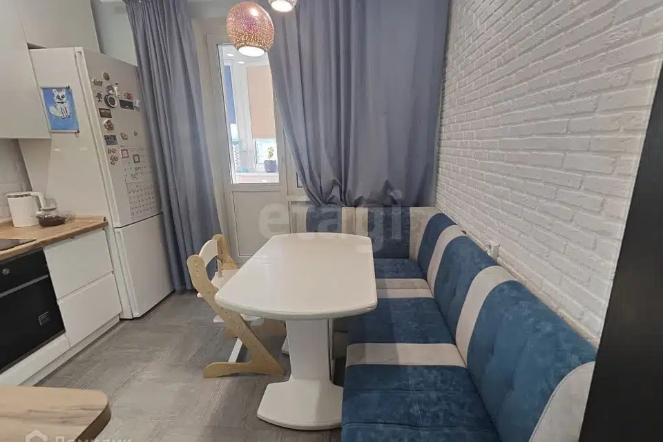 Продаётся 1-комнатная квартира, 44.1 м²
