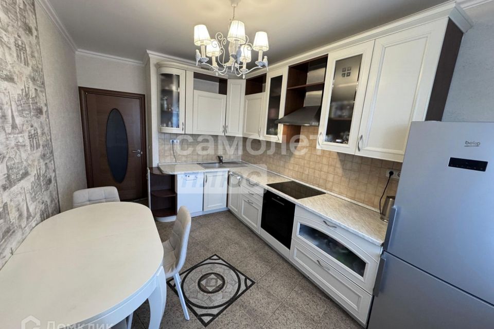 Продаётся 3-комнатная квартира, 92.3 м²