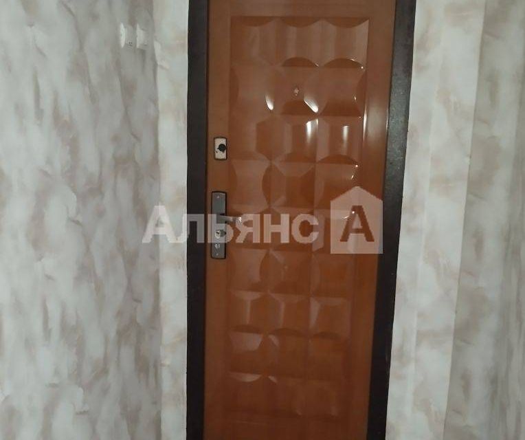 Продаётся комната в 1-комн. квартире, 11 м²