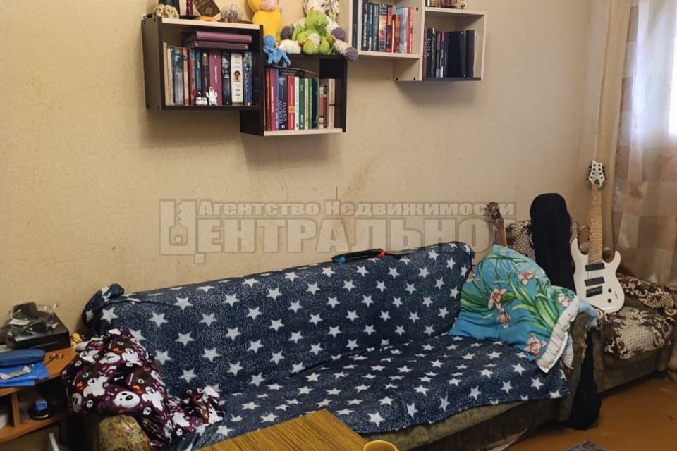 Продаётся 1-комнатная квартира, 32 м²
