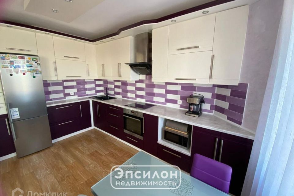 Продаётся 3-комнатная квартира, 88.1 м²