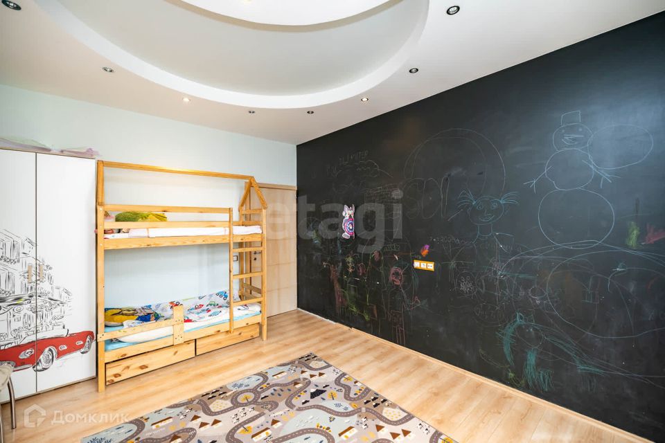 Продаётся 2-комнатная квартира, 79.3 м²