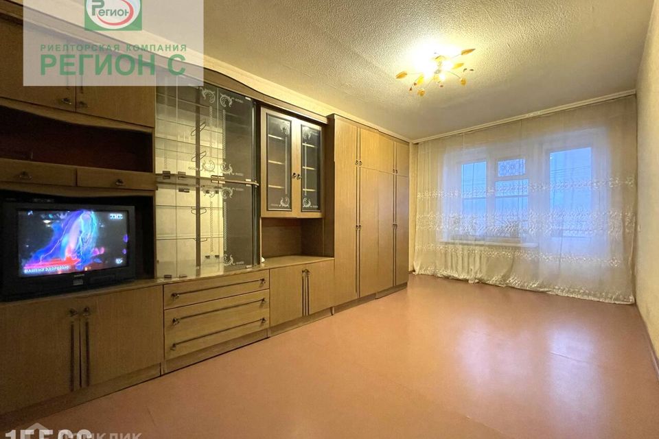 Продаётся 3-комнатная квартира, 56.6 м²