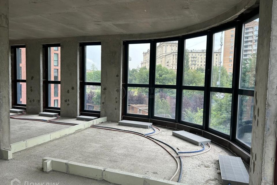 Продаётся 2-комнатная квартира, 69.8 м²