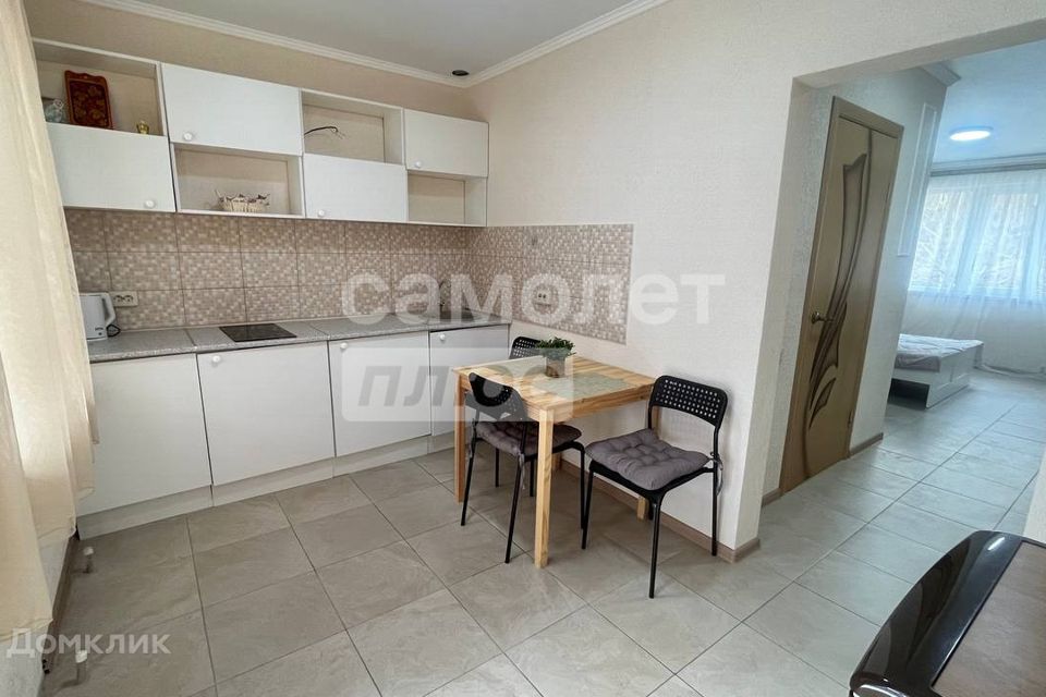 Сдаётся 1-комнатная квартира, 32 м²
