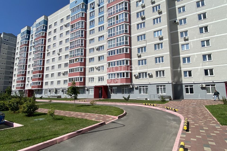 Продаётся 2-комнатная квартира, 56 м²