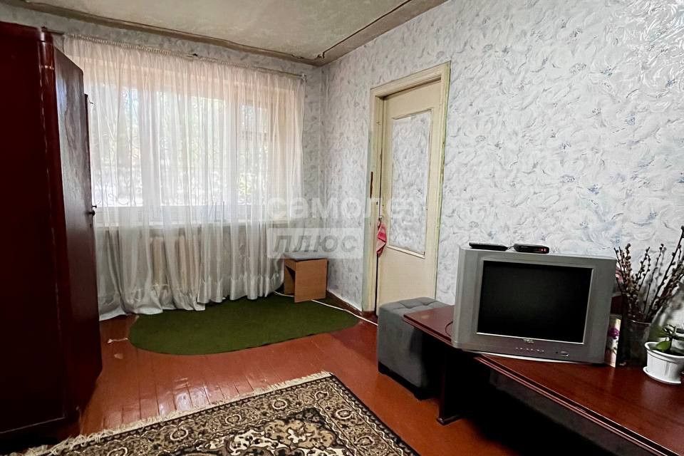 Продаётся 2-комнатная квартира, 42.5 м²