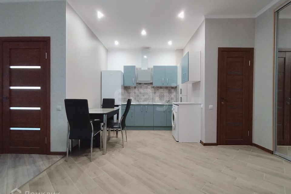 Продаётся 1-комнатная квартира, 43.7 м²
