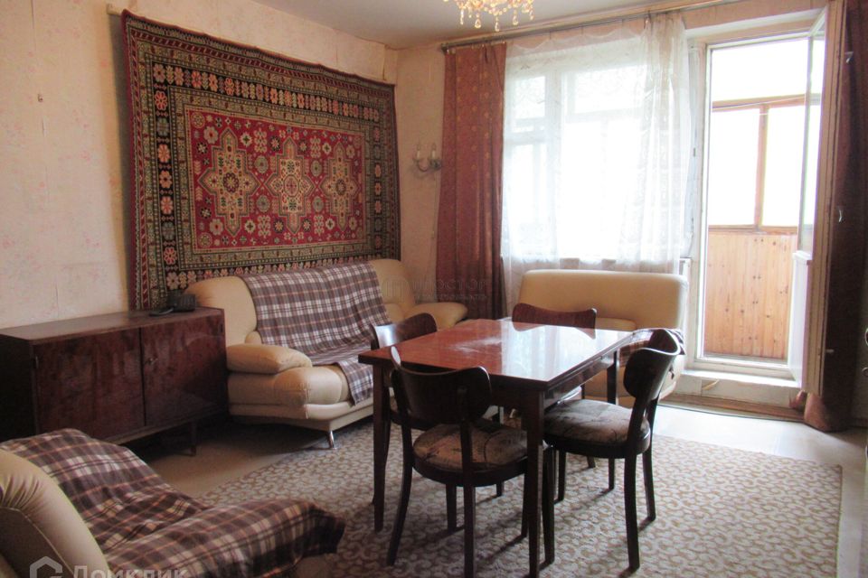 Продаётся 1-комнатная квартира, 39.3 м²
