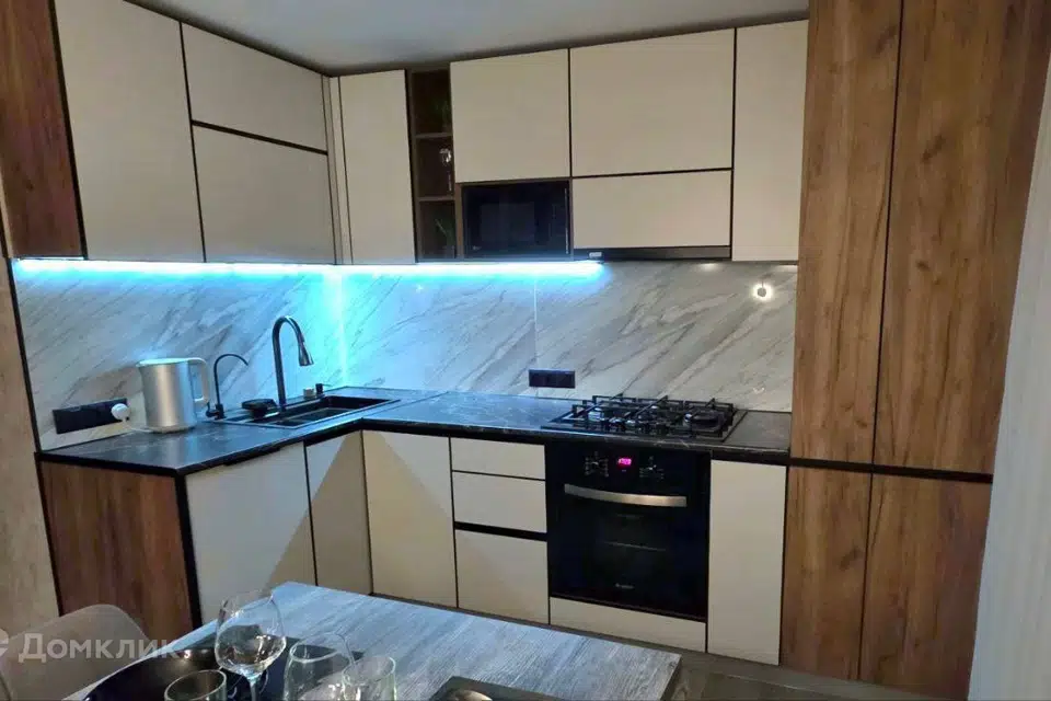 Продаётся 2-этажный дом, 140 м²