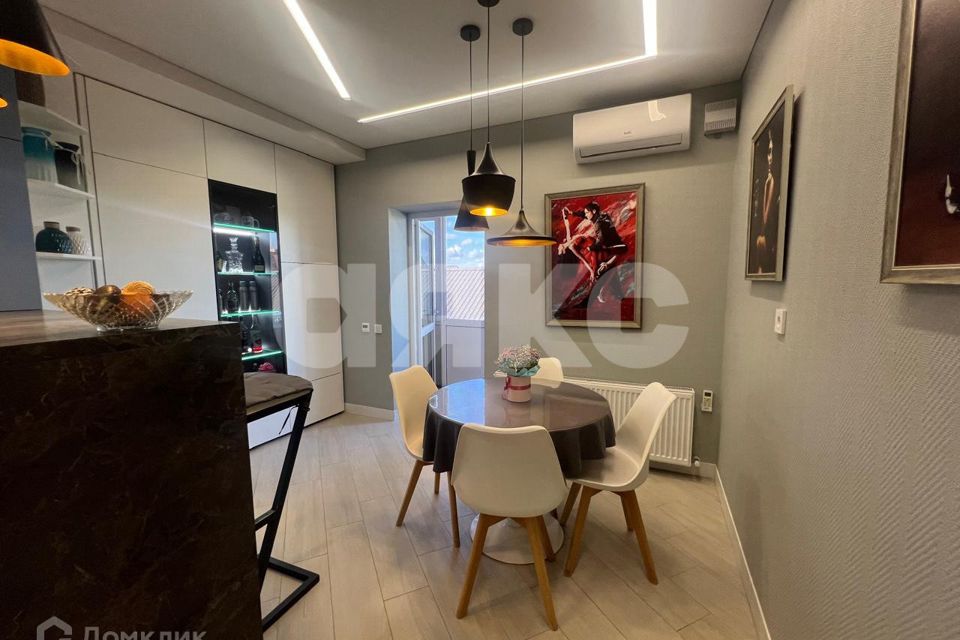 Продаётся 1-комнатная квартира, 45 м²