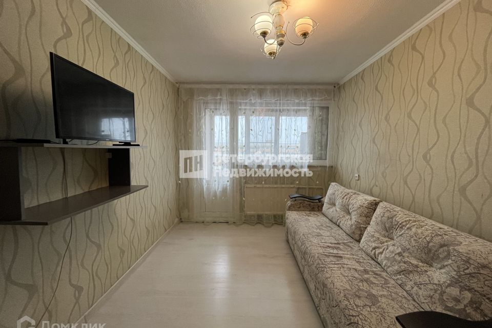 Продаётся 2 комнаты в 3-комн. квартире, 17.8 м²