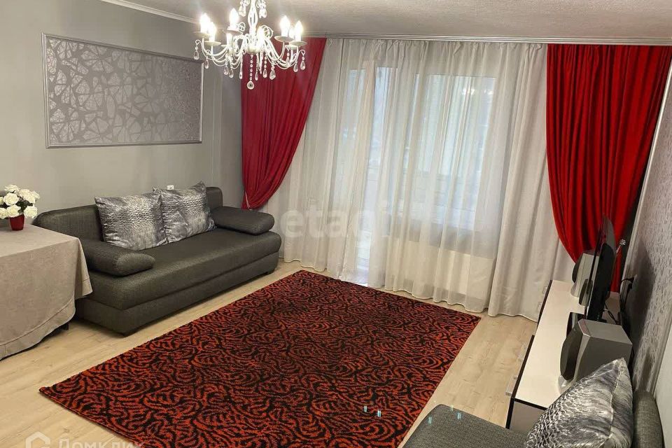 Сдаётся 1-комнатная квартира, 50 м²