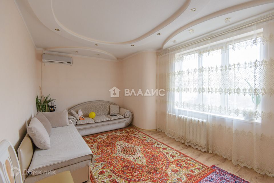 Продаётся 3-комнатная квартира, 82 м²