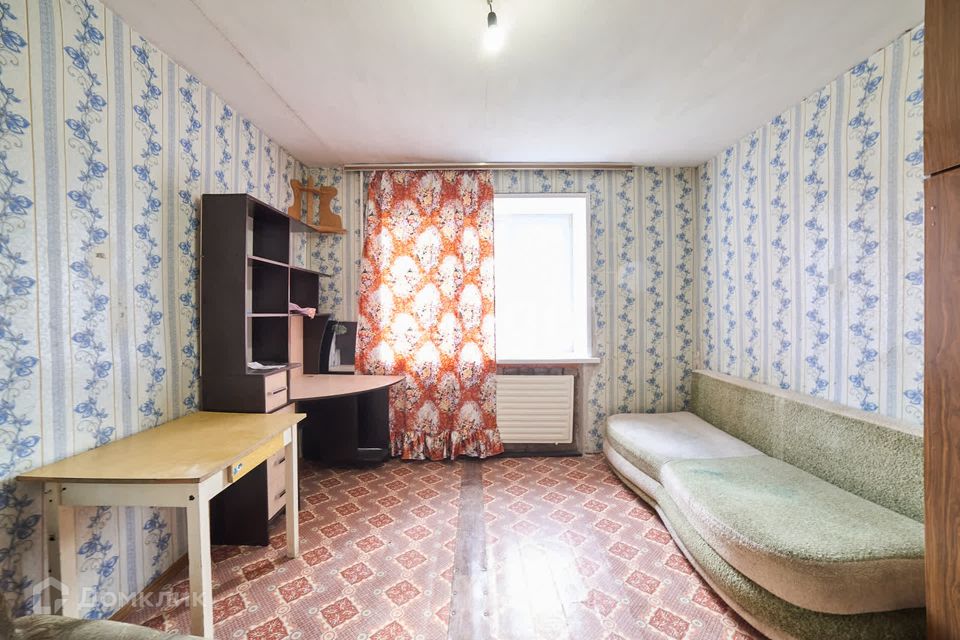 Продаётся комната в 4-комн. квартире, 13.9 м²