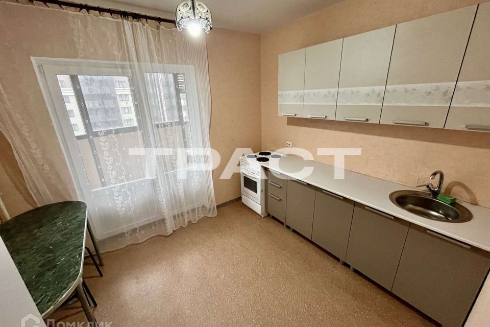 Продаётся 1-комнатная квартира, 38.5 м²