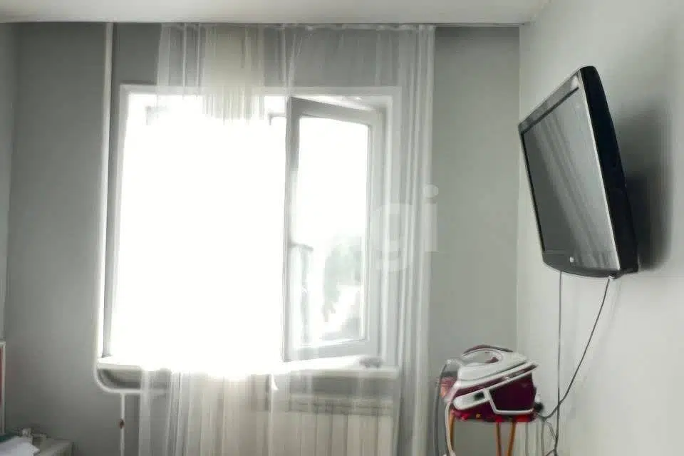 Продаётся 4-комнатная квартира, 74 м²