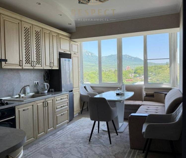 Продаётся 2-комнатная квартира, 77 м²
