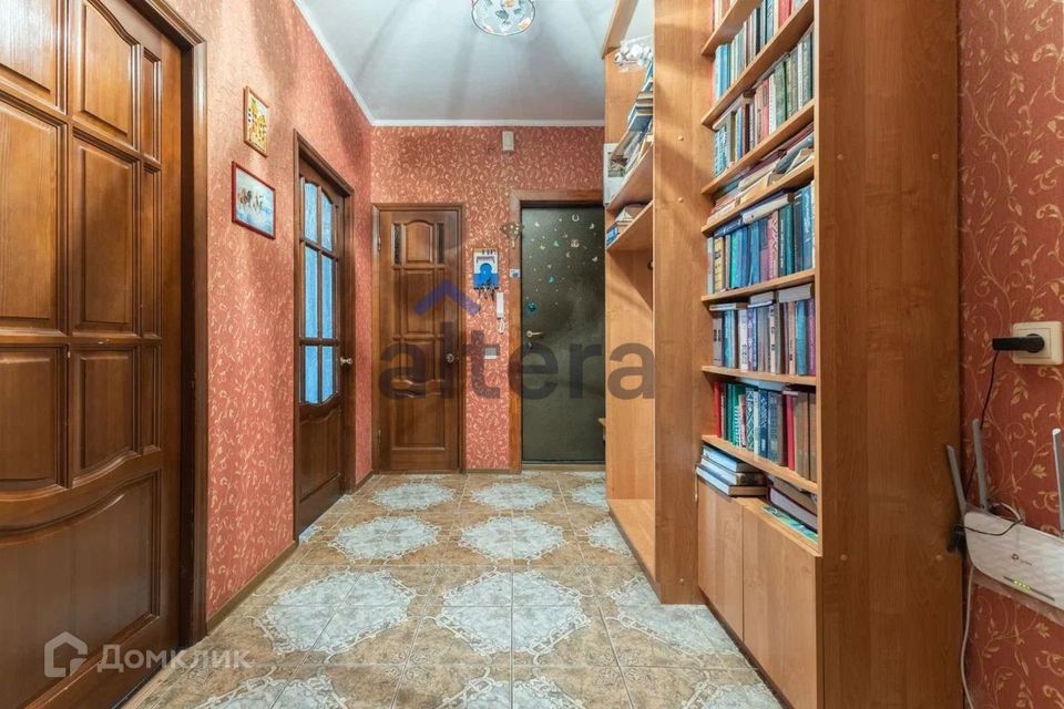 Продаётся 2-комнатная квартира, 67.3 м²