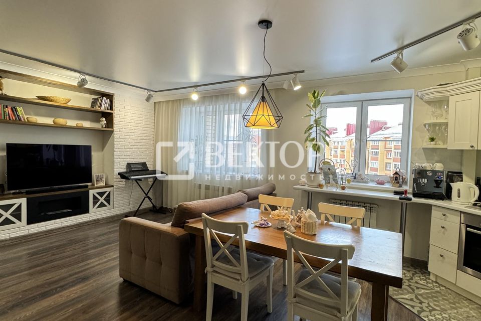 Продаётся 3-комнатная квартира, 80.5 м²