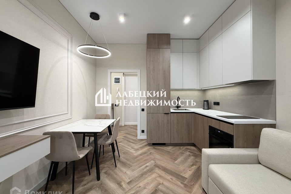 Продаётся 1-комнатная квартира, 41.2 м²