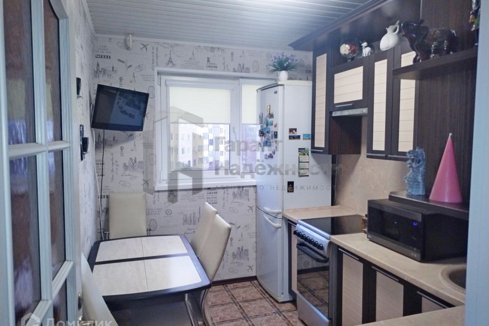 Продаётся 3-комнатная квартира, 61.8 м²