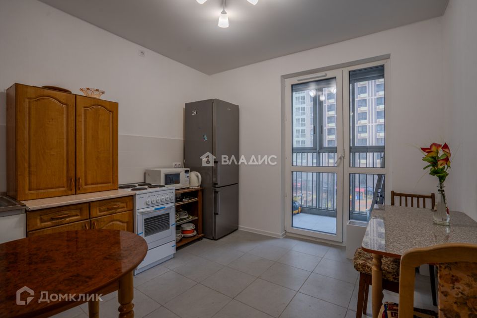 Продаётся 1-комнатная квартира, 37.2 м²