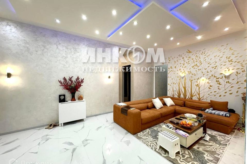 Продаётся 4-комнатная квартира, 108 м²