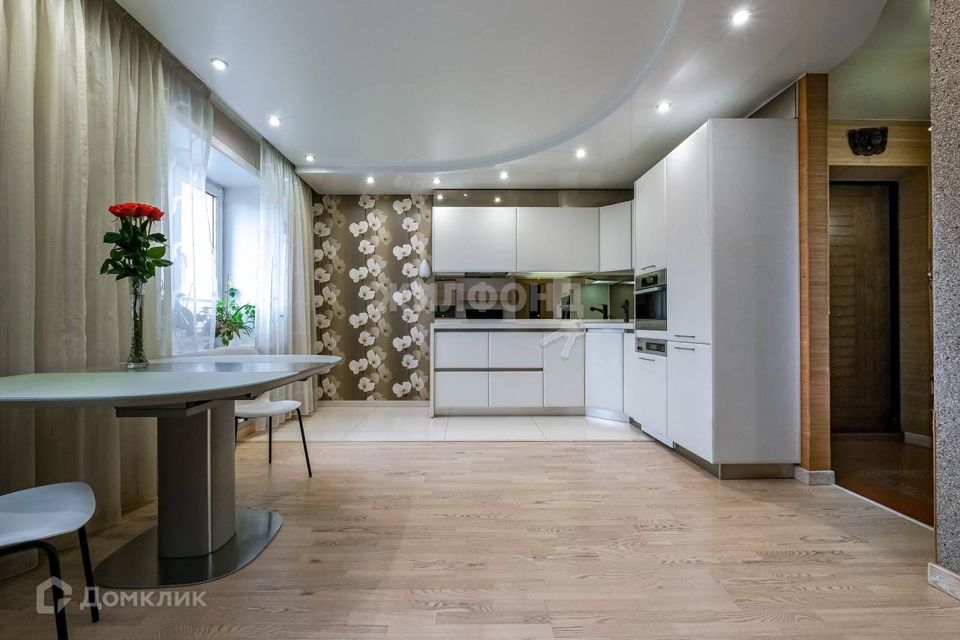 Продаётся 2-комнатная квартира, 68.8 м²