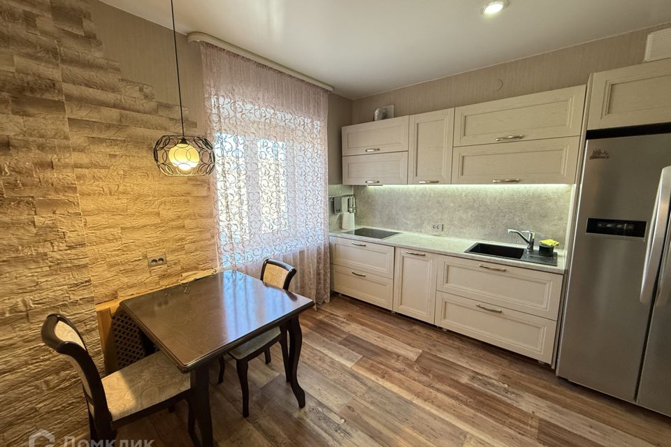 Продаётся 2-комнатная квартира, 59.6 м²