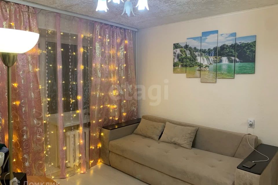 Продаётся 2-комнатная квартира, 48.9 м²