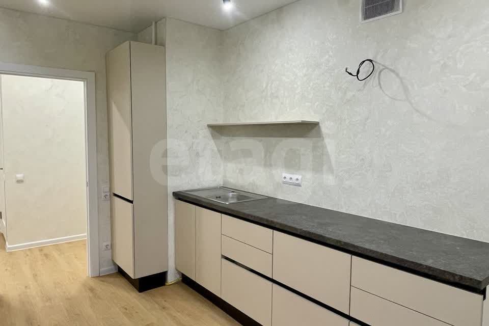 Продаётся 3-комнатная квартира, 80 м²