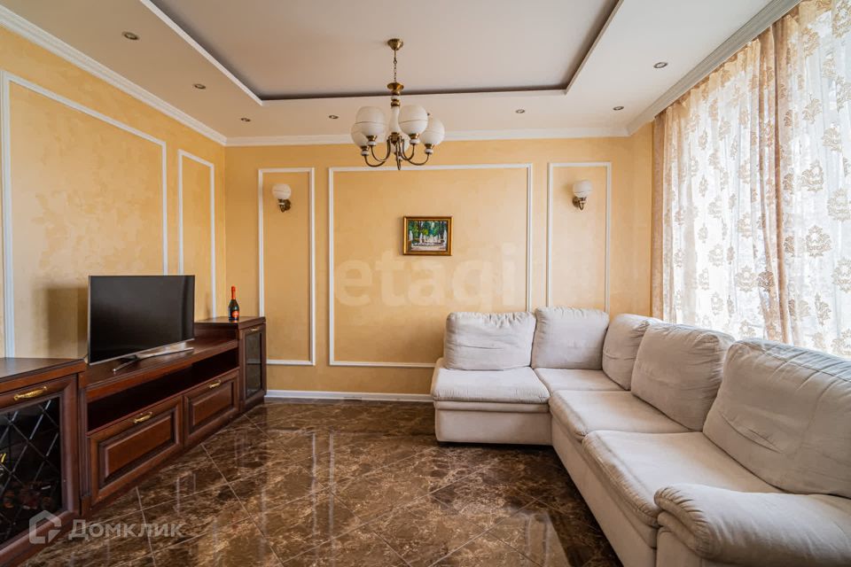 Продаётся 2-комнатная квартира, 58.4 м²