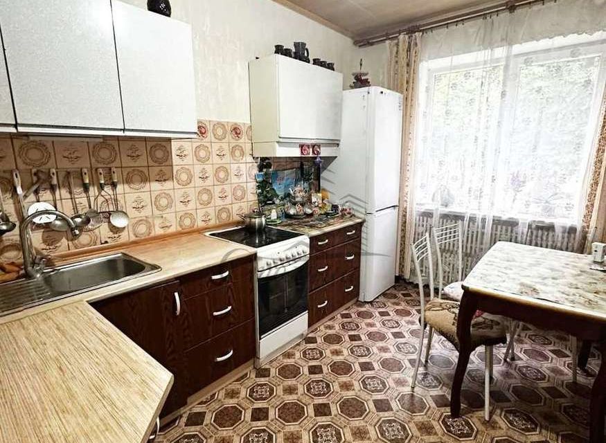 Продаётся 4-комнатная квартира, 80.4 м²