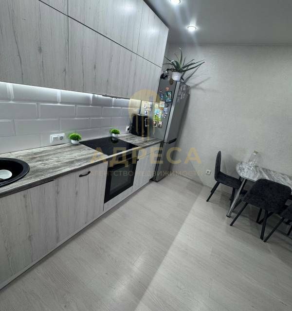 Продаётся 1-комнатная квартира, 37.3 м²