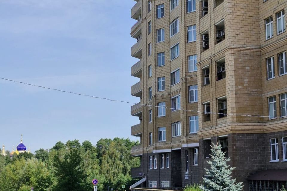 Продаётся 2-комнатная квартира, 111 м²