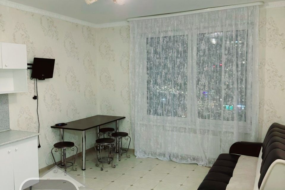 Продаётся 1-комнатная квартира, 41.5 м²