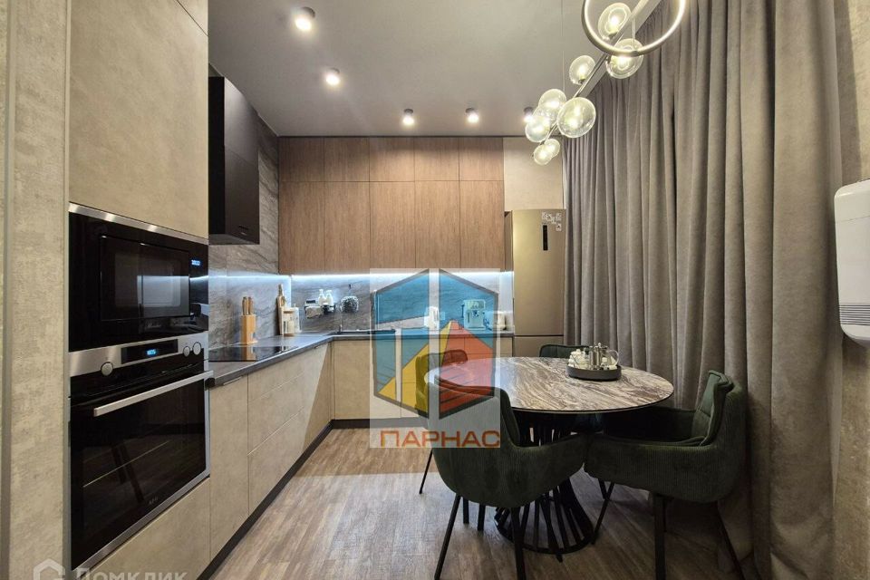 Продаётся 4-комнатная квартира, 80 м²