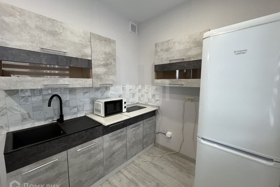 Сдаётся 1-комнатная квартира, 38 м²