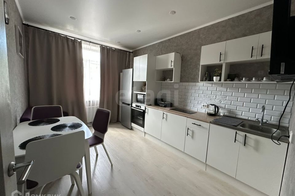 Продаётся 1-комнатная квартира, 39.1 м²
