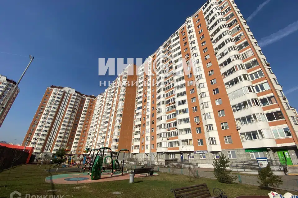 Продаётся 1-комнатная квартира, 38.1 м²