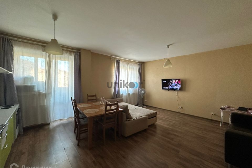 Продаётся 2-комнатная квартира, 59.7 м²