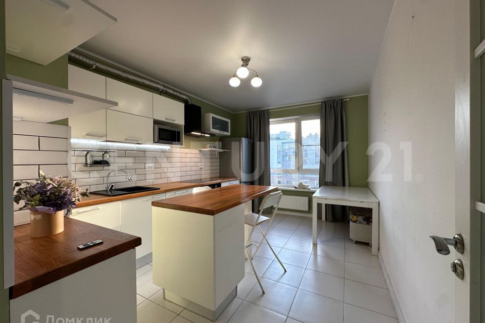 Продаётся 2-комнатная квартира, 61.9 м²