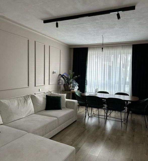 Продаётся 3-комнатная квартира, 93.4 м²