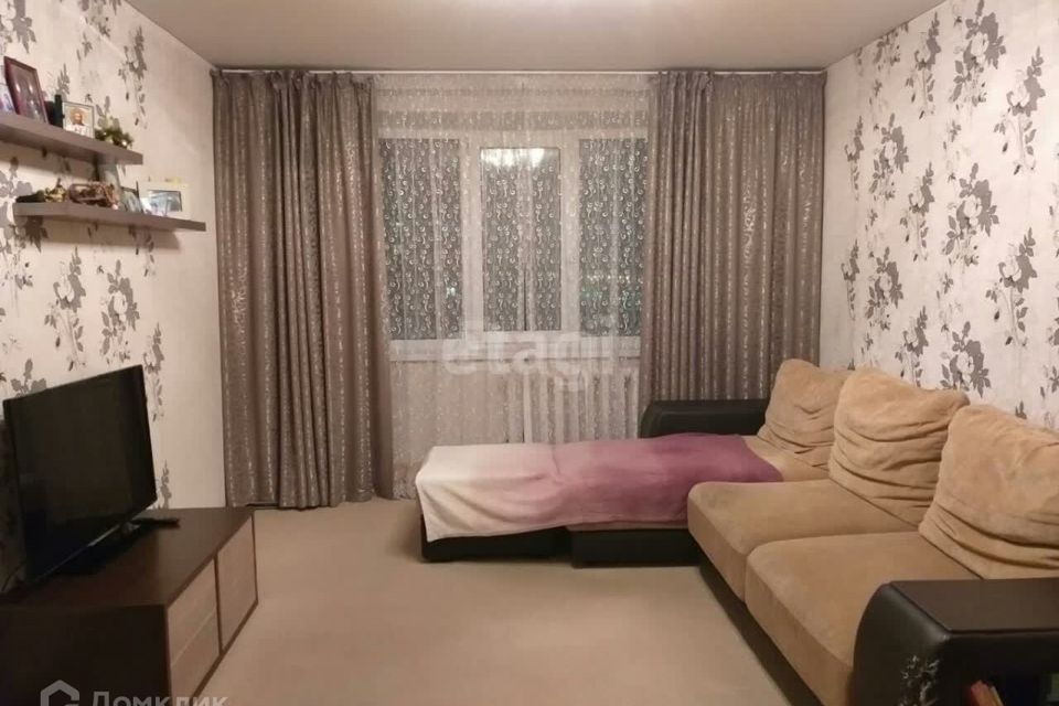 Продаётся 2-комнатная квартира, 59.8 м²